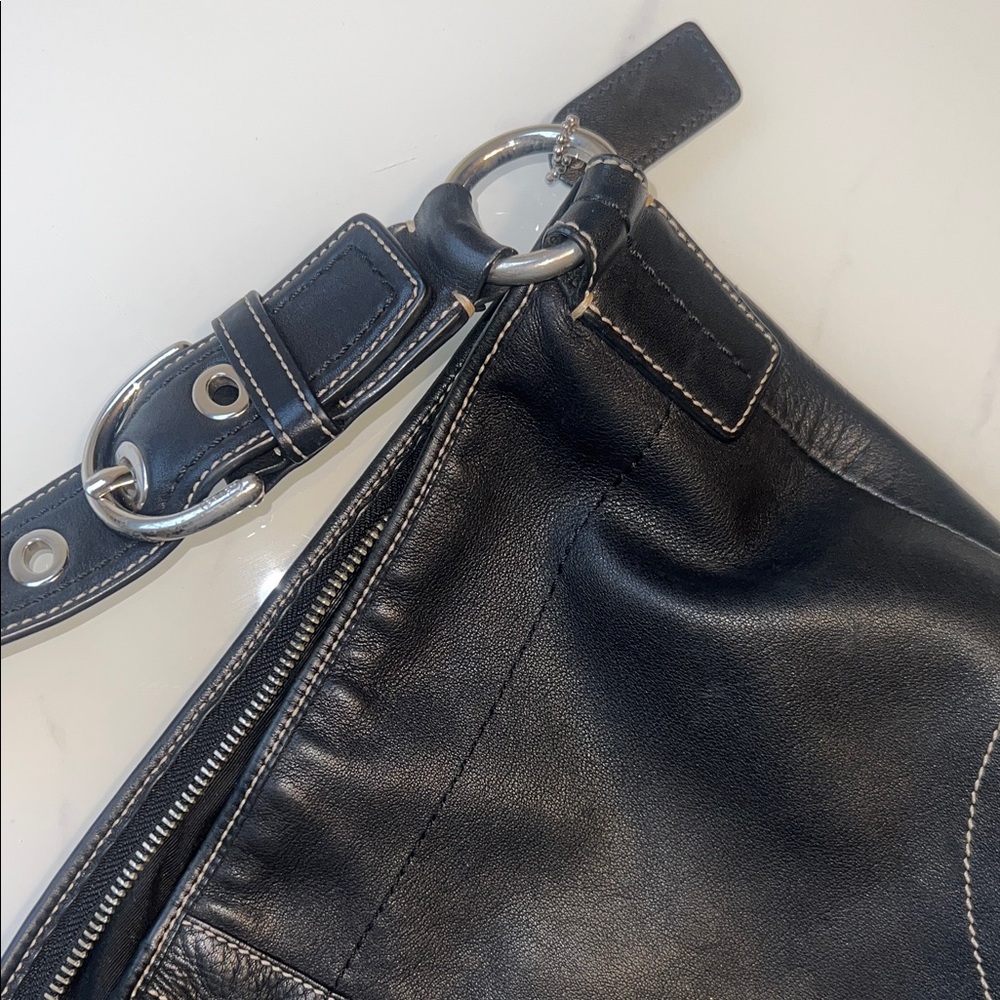 Coach Black Leather shoulder Bag - Picture 6 of 8